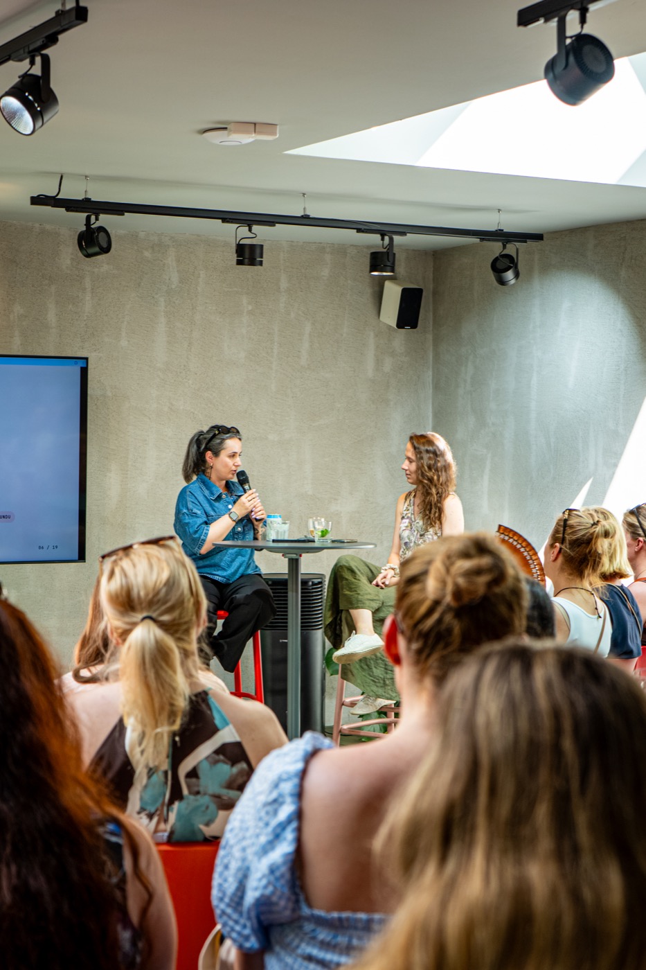 Co zaznělo na prvním Women in AI Prague meetupu